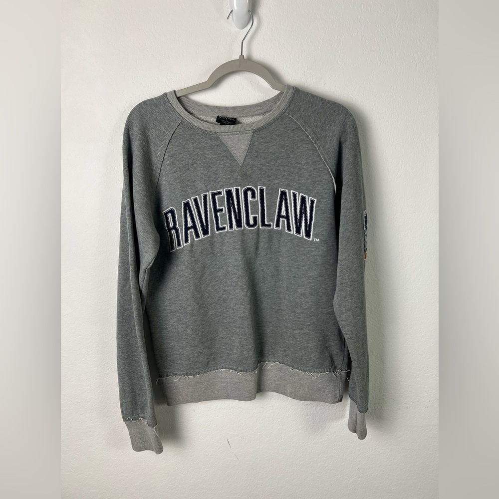 Harry Potter Ravenclaw Gray Classic Crewneck Sweatshirt Ribbed Waist & Cuffs